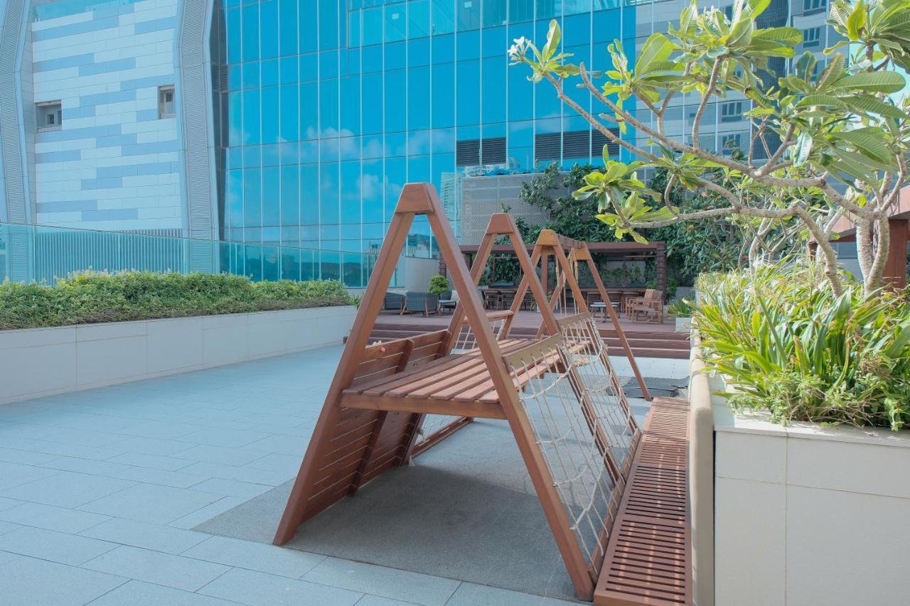 Brand New Water Front Luxury Cinnamon Suites Apartment In Heart Of Colombo City Buitenkant foto
