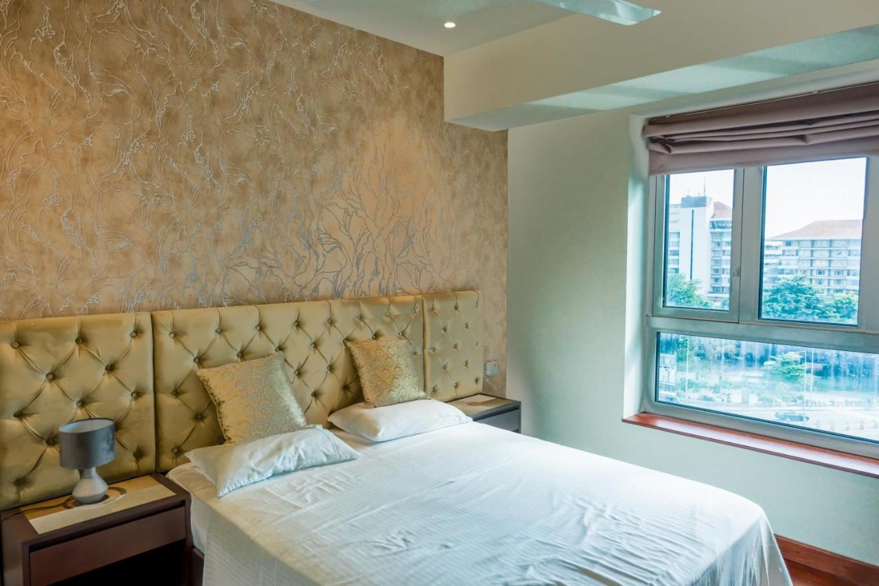 Brand New Water Front Luxury Cinnamon Suites Apartment In Heart Of Colombo City Buitenkant foto