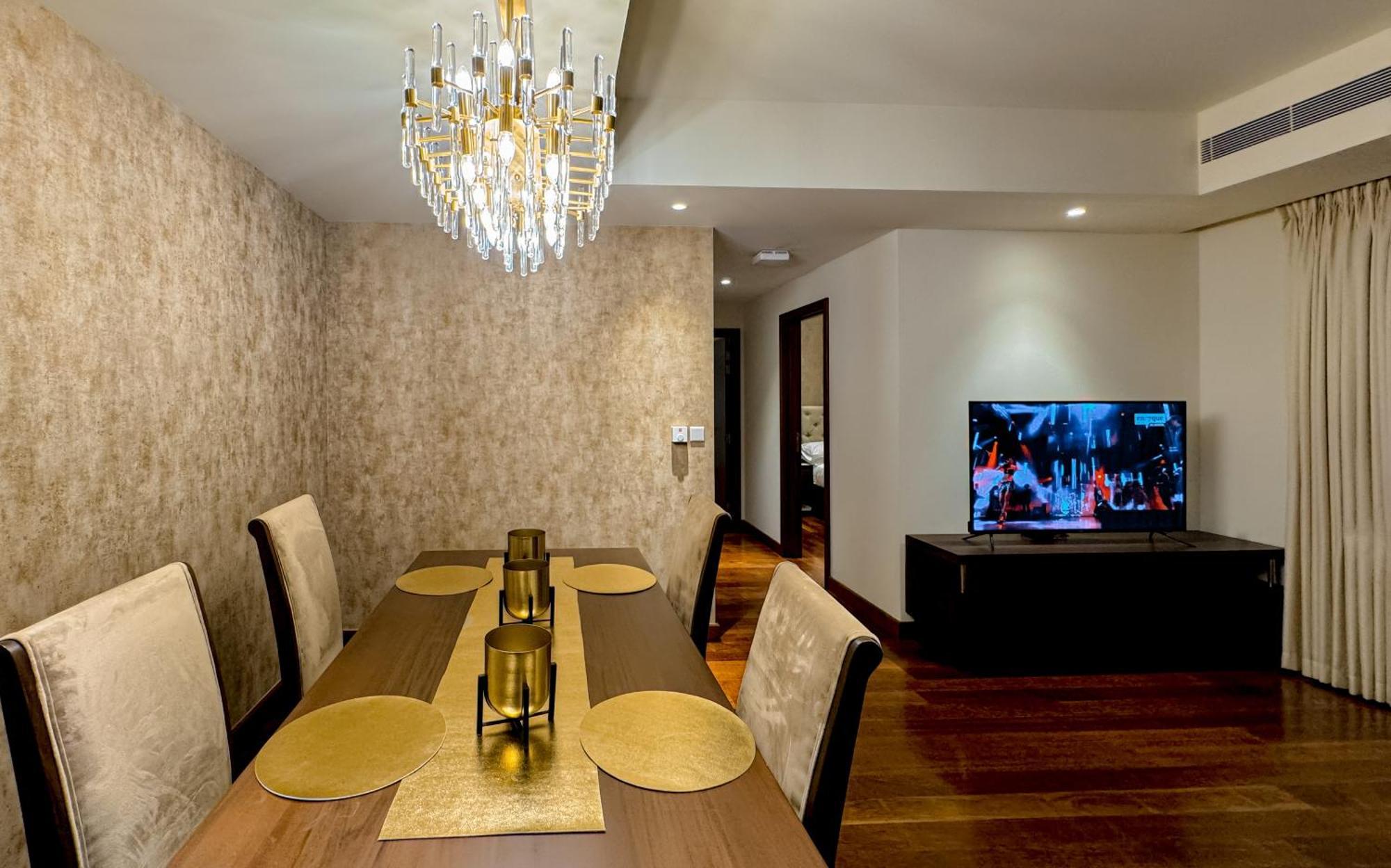 Brand New Water Front Luxury Cinnamon Suites Apartment In Heart Of Colombo City Buitenkant foto